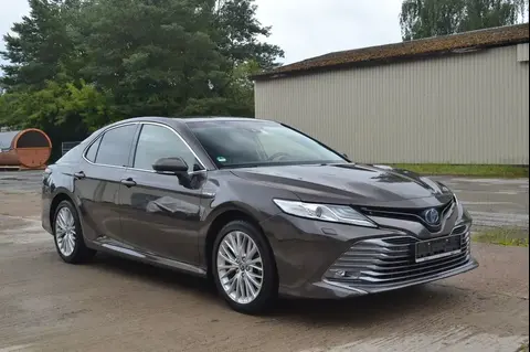 Used TOYOTA CAMRY Hybrid 2021 Ad 