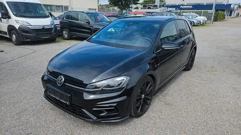 Used VOLKSWAGEN GOLF Petrol 2019 Ad 