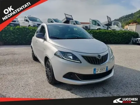 Used LANCIA YPSILON Hybrid 2021 Ad 