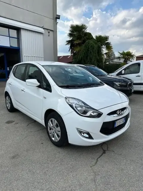 Used HYUNDAI IX20  2014 Ad 