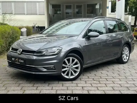 Used VOLKSWAGEN GOLF Petrol 2017 Ad 