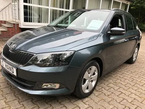 Used SKODA FABIA Petrol 2015 Ad 