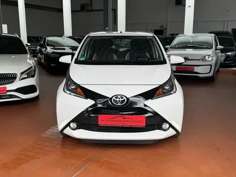 Used TOYOTA AYGO X Petrol 2015 Ad 