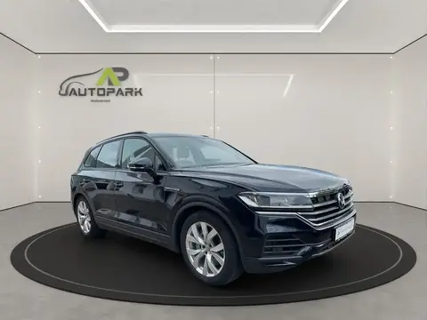 Used VOLKSWAGEN TOUAREG Petrol 2019 Ad 