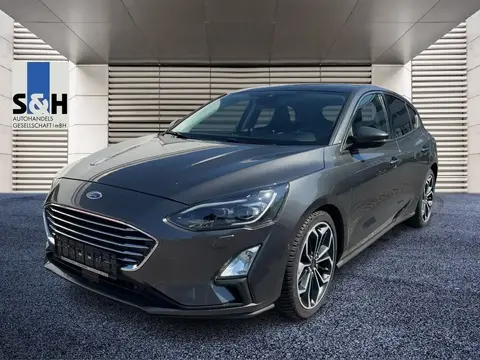 Used FORD FOCUS Petrol 2018 Ad Germany