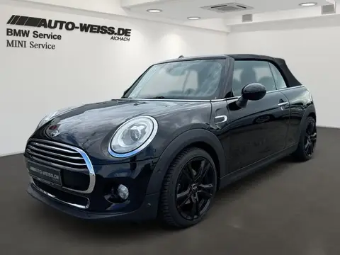 Used MINI COOPER Petrol 2018 Ad 