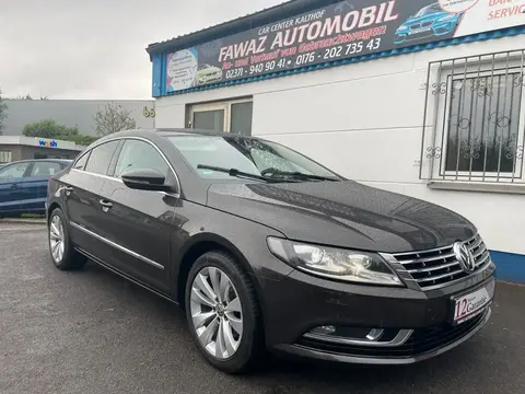 Used VOLKSWAGEN PASSAT Petrol 2015 Ad 