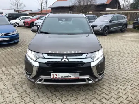 Used MITSUBISHI OUTLANDER Hybrid 2018 Ad 