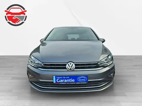 Used VOLKSWAGEN GOLF Petrol 2018 Ad 