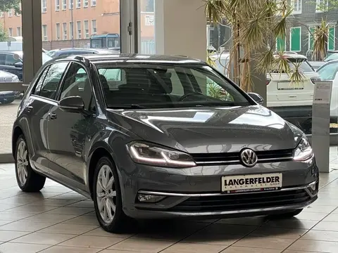 Used VOLKSWAGEN GOLF Petrol 2018 Ad 