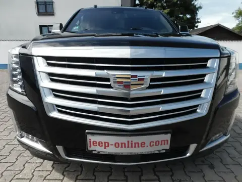 Used CADILLAC ESCALADE Petrol 2017 Ad 