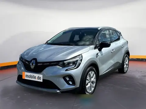 Used RENAULT CAPTUR Hybrid 2021 Ad 