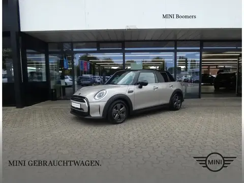 Used MINI COOPER Petrol 2021 Ad 