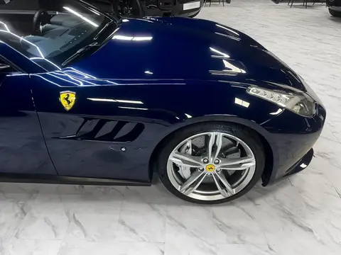 Annonce FERRARI GTC4LUSSO Essence 2016 d'occasion 