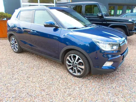 Used SSANGYONG TIVOLI Petrol 2015 Ad 