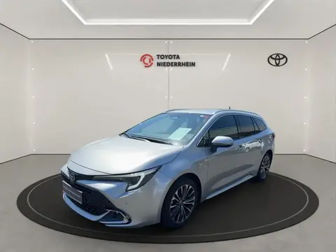 Used TOYOTA COROLLA Hybrid 2023 Ad 