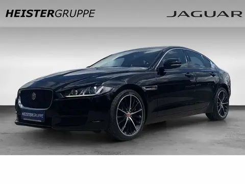 Annonce JAGUAR XE Essence 2018 d'occasion 