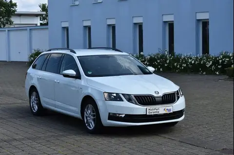 Used SKODA OCTAVIA Diesel 2018 Ad 