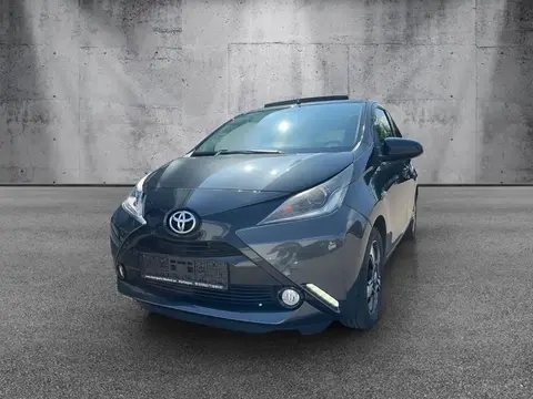 Annonce TOYOTA AYGO X Essence 2017 d'occasion Allemagne