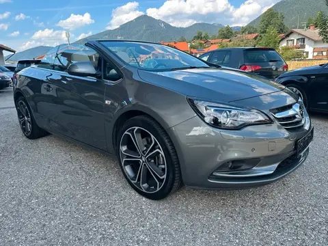 Used OPEL CASCADA Petrol 2017 Ad 