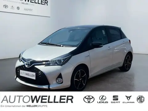 Used TOYOTA YARIS Hybrid 2016 Ad Germany