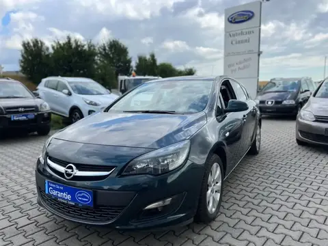 Used OPEL ASTRA Petrol 2014 Ad 