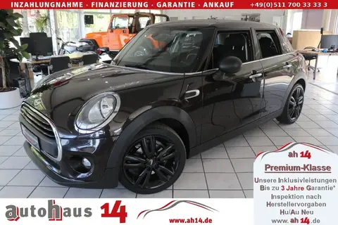 Used MINI ONE Petrol 2015 Ad 