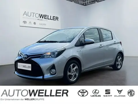 Used TOYOTA YARIS Hybrid 2016 Ad Germany