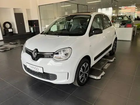 Used RENAULT TWINGO Petrol 2022 Ad 