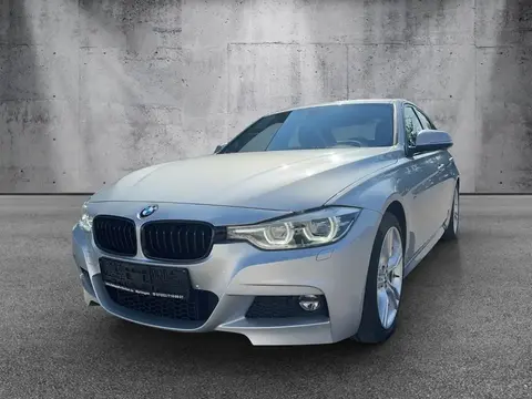 Used BMW SERIE 3 Petrol 2018 Ad 