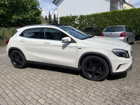 Used MERCEDES-BENZ CLASSE GLA Petrol 2016 Ad 