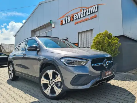 Used MERCEDES-BENZ CLASSE GLA Hybrid 2021 Ad 