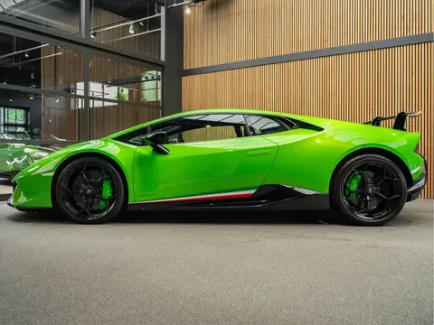 Used LAMBORGHINI HURACAN Petrol 2017 Ad 