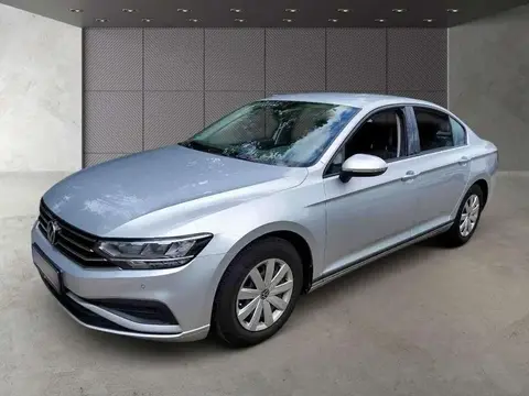 Used VOLKSWAGEN PASSAT Petrol 2021 Ad 