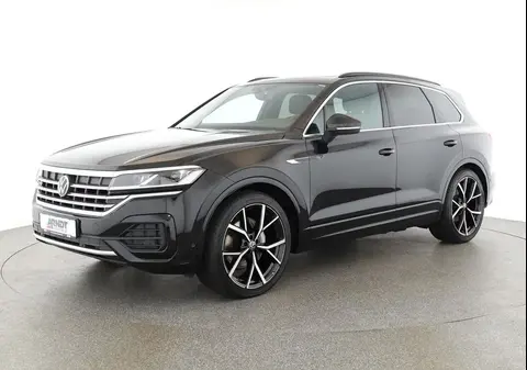 Used VOLKSWAGEN TOUAREG Diesel 2024 Ad 