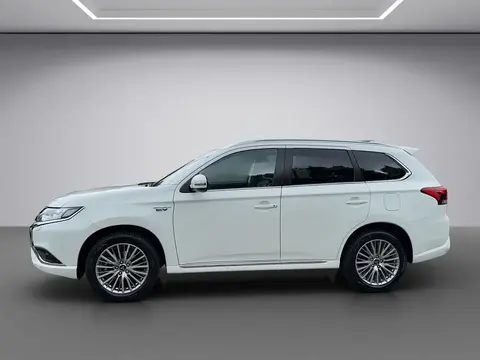 Used MITSUBISHI OUTLANDER Hybrid 2021 Ad 