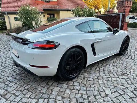 Used PORSCHE 718 Petrol 2017 Ad 