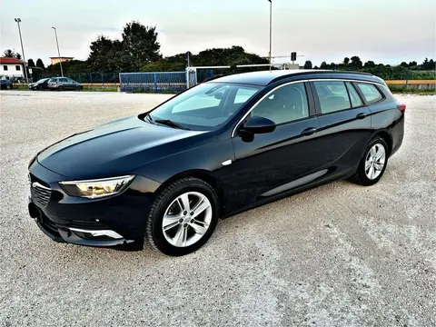 Used OPEL INSIGNIA Diesel 2020 Ad 