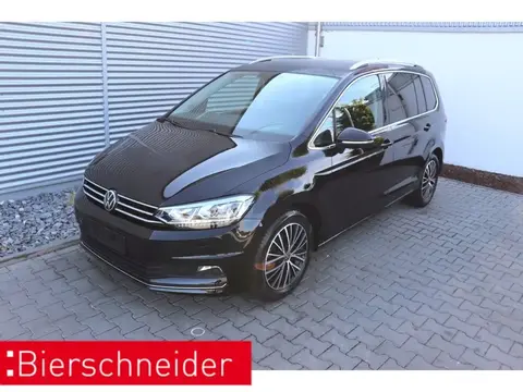 Used VOLKSWAGEN TOURAN Petrol 2021 Ad 