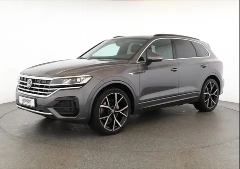 Used VOLKSWAGEN TOUAREG Diesel 2023 Ad 