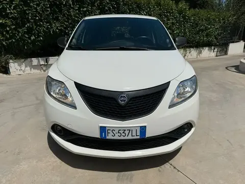 Annonce LANCIA YPSILON Essence 2018 d'occasion 