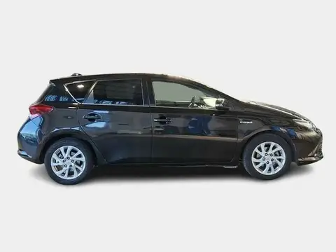 Used TOYOTA AURIS Hybrid 2019 Ad 