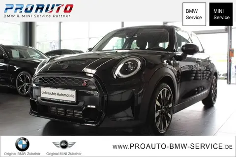 Used MINI COOPER Petrol 2024 Ad 