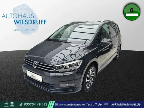 Used VOLKSWAGEN TOURAN Petrol 2017 Ad 