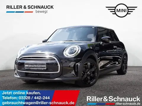 Used MINI ONE Petrol 2021 Ad 