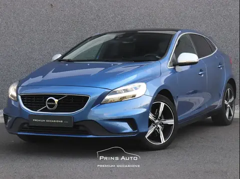 Annonce VOLVO V40 Essence 2019 d'occasion 