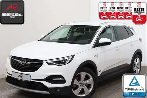 Used OPEL GRANDLAND Hybrid 2022 Ad 