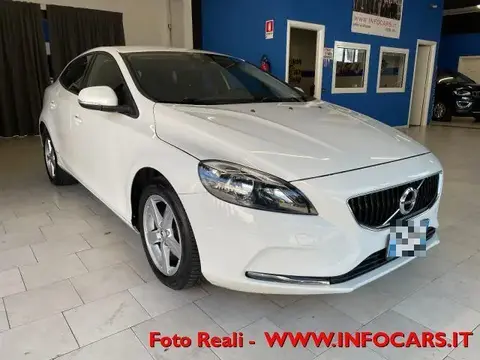 Annonce VOLVO V40 Diesel 2017 d'occasion 