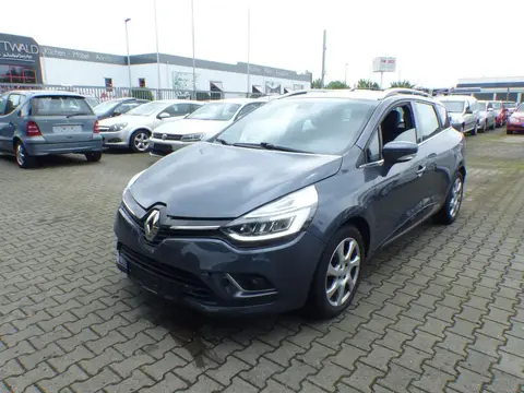 Used RENAULT CLIO Petrol 2018 Ad 