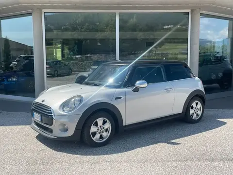 Used MINI ONE Diesel 2014 Ad 